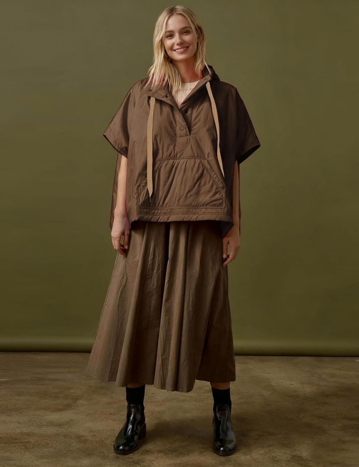 image:imageYeokou Women Hooded Puffer Vest Short Sleeve Snap Button Loose OutwearBrown
